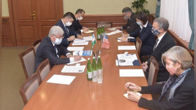 Изрображение 'Глава Минздрава и посол США обсудили новые инвестиционные проекты в медицине'