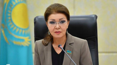 'Назарбоевнинг қизи Дариға "Нур Отан" партиясини тарк этди'ning rasmi