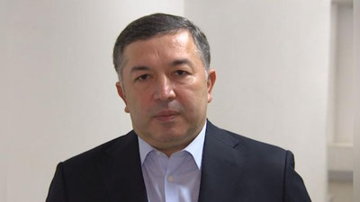 Изрображение 'Министр здравоохранения принес соболезнования родителям умерших от сиропа детей (видео)'