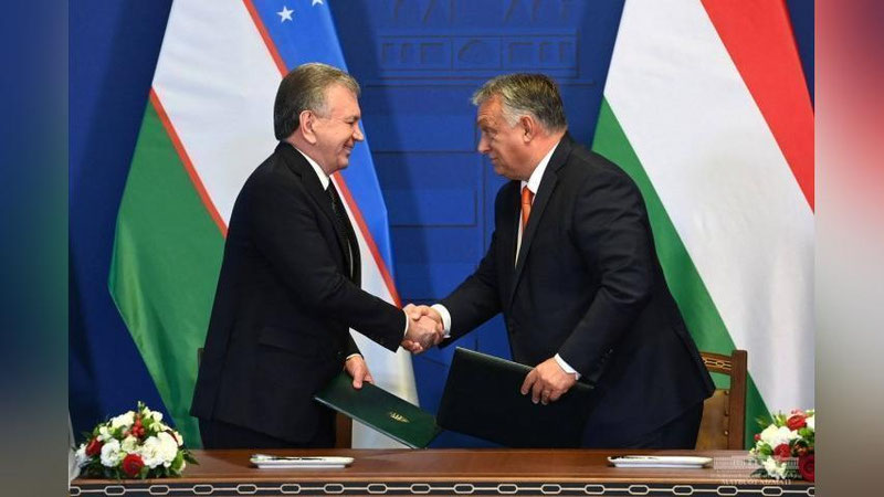 'O`zbekiston-Vengriya o`rtasida 15 ta hujjat imzolandi'ning rasmi
