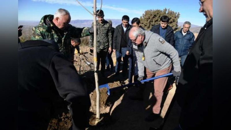 'Тошкент вилоятида “Дипломатлар боғи” ташкил этилди'ning rasmi