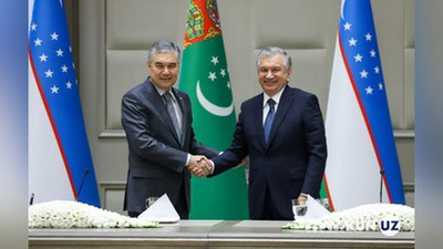 'Shavkat Mirziyoev va Gurbanguli Berdimuhamedov bir-birlarini yangi yil bayrami bilan tabriklashdi'ning rasmi