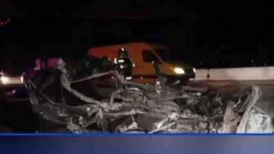 'Samarqandda Lacetti haydovchisi uxlab qolib, yuk mashinasi tagiga kirib ketdi. 3 kishi halok bo`ldi (video)'ning rasmi