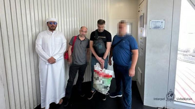 'Xalqaro qidiruvdagi ikki yirik jinoyatchi Toshkentga olib kelindi'ning rasmi