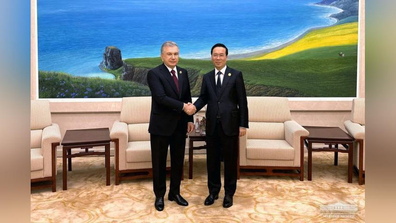 'Шавкат Мирзиёев Вьетнам президенти Во Ван Тхионг билан учрашди'ning rasmi