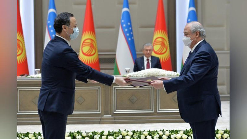 Изрображение 'Энергетика и торговля: документы, подписанные Узбекистаном и Кыргызстаном'