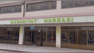 'Ozodbek Nazarbekov Oqdaryo madaniyat markaziga aytmasdan borib, achinarli holatga duch keldi (video)'ning rasmi