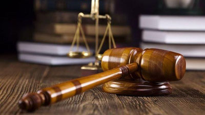 'Turkiyadan tovarlarni noqonuniy olib o`tishga uringan ayolga hukm o`qildi'ning rasmi