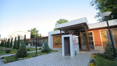 Изрображение 'Эксперимент по возобновлению работы ресторанов в Ташкенте: комментарий ГУВД'