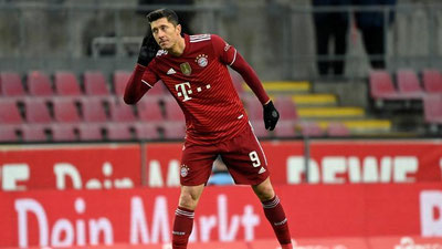 Изрображение 'Левандовски признан лучшим футболистом года по версии FIFA'