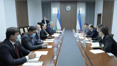 Изрображение 'Узбекистан и Таджикистан обсудили возобновление автобусного сообщения'