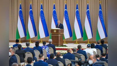 'Shavkat Mirziyoev: "Juda ko`p ishlarimiz to`siqlarga duch kelmoqda. Hali ko`p rahbarlar bunaqa ochiqlikka tayyor emas"'ning rasmi