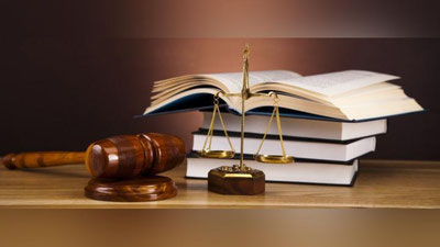 'Toshkent viloyatida YPX xodimini haqoratlagan mast holatdagi ikki nafar sudya lavozimidan ozod etilgan'ning rasmi