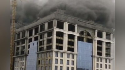 'Dushanbeda 13 yildan buyon qurilayotgan mehmonxona yondi (video)'ning rasmi