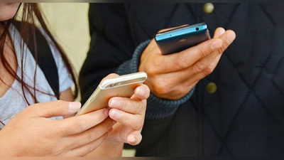 'Aholi yashaydigan hududlarning 98 foizi mobil aloqa bilan qamrab olinadi'ning rasmi