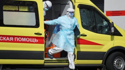 Изрображение 'Казахстанские врачи передали узбекским коллегам тяжелобольного соотечественника'