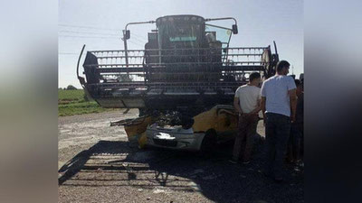 Изрображение 'В Кашкадарье "Матиз" угодил под комбайн: 1 человек погиб, 1 госпитализирован в тяжелом состоянии'