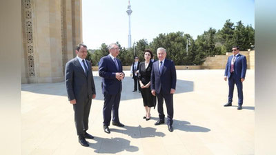 'Shavkat Mirziyoev Ozarbayjonga etib bordi'ning rasmi