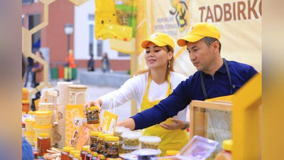 Изрображение 'На фестивале меда в Намангане раздали тонну продукции пчеловодства'