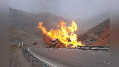 Изрображение 'Пожар в грузовике на трассе Ташкент-Ош унес жизни двух человек (видео)'