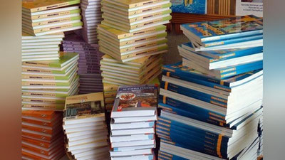 'Vazir o`rinbosari darslikda xatoga yo`l qo`yilgan mas`ulga chora ko`riladi, biroq to`liq tirajni qayta chop etish imkoni deyarli yo`qligini aytdi'ning rasmi