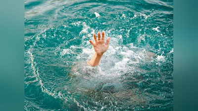 '12 yoshgacha bolalarning ota-onalar nazoratisiz cho`milishi taqiqlanadi'ning rasmi