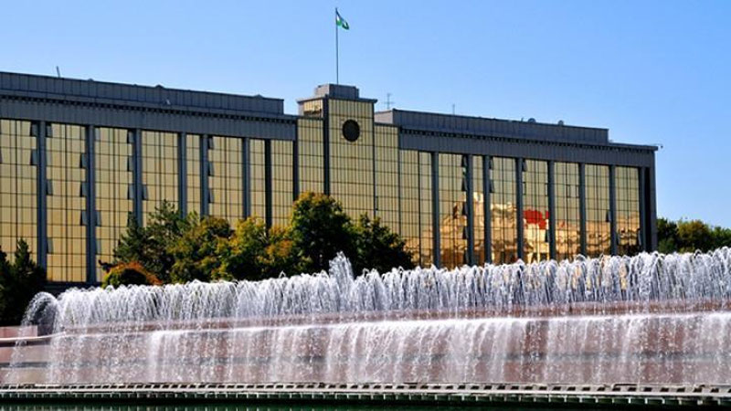 ' ЎЗБЕКИСТОН РЕСПУБЛИКАСИ ҲУКУМАТИ ТАРКИБИДАГИ СЎНГГИ ЎЗГАРИШЛАР ЭЪЛОН ҚИЛИНДИ'ning rasmi