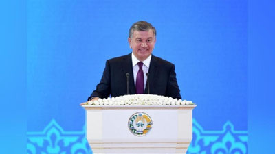 'Шавкат Мирзиёев: Муқаддас ва мўътабар Она сиймосига таъзим қиламиз 'ning rasmi