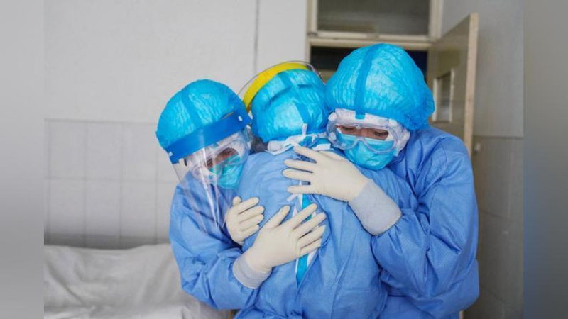 'O`zbekistonda koronavirusdan o`lim ko`rsatkichi ko`tarildi, sog`ayish kamaydi'ning rasmi