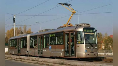 Изрображение 'В САМАРКАНДЕ В ТЕСТОВОМ РЕЖИМЕ ЗАПУСТИЛИ ТРАМВАЙНОЕ ДВИЖЕНИЕ (ФОТО)'