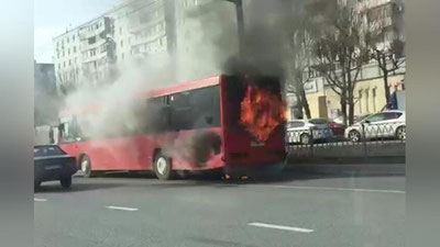 'Qozonda 40 nafar yo`lovchisi bo`lgan avtobus yonib ketdi (Video) 'ning rasmi