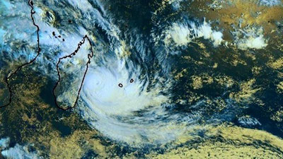 'Вануатуга “Хола” тропик циклони ёпирилди (видео)'ning rasmi