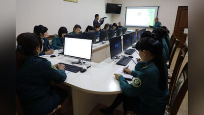 'Jinoyatlarning barvaqt oldini olish  sayyor o`quv yig`inlarining bosh mavzusi bo`lmoqda'ning rasmi