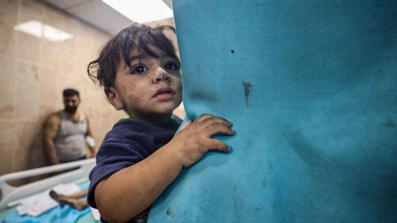 'G`azoda atigi uch haftada qurbon bo`lgan bolalar soni so`nggi uch yilda qurolli mojarolarda o`lgan bolalar sonidan oshib ketdi'ning rasmi