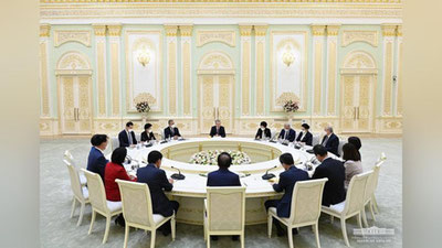 Изрображение 'Шавкат Мирзиёев принял делегацию парламента Республики Корея'