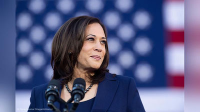 'Kamala Xarrisga yangi lavozim topshirildi'ning rasmi