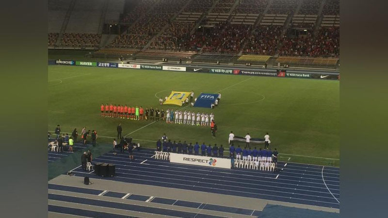 'O`rtoqlik o`yini. O`zbekiston Janubiy Koreyaga mag`lub bo`ldi'ning rasmi