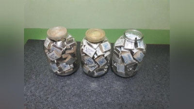 '200 dona gugurt qutisi 8000 dollarga sotildi'ning rasmi