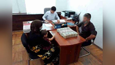Изрображение 'Житель Бухары выплатил двум женам алименты на 810 миллионов сумов'