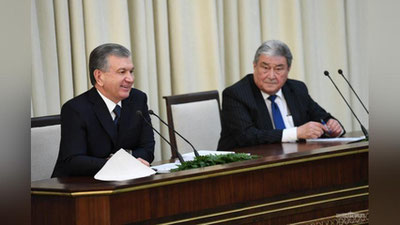 'Shavkat Mirziyoev Milliy universitetning 2-kurs talabasini vazir o`rinbosari etib tayinladi'ning rasmi