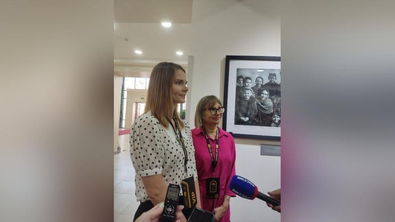 Изрображение 'Лариса Луппиан: "С удовольствием приехала в Узбекистан вместе с дочерью Елизаветой"'