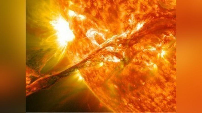 'Quyoshda o`rtacha kuchli chaqnash sodir bo`ldi'ning rasmi