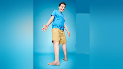 'Oyoqlarini 157 gradusga buruvsi Dey'ning rasmi