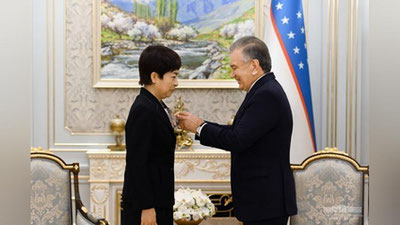 'Shavkat Mirziyoev mamlakatimizdagi diplomatik missiyasini yakunlayotgan XXR elchisi Szyan Yanni qabul qildi'ning rasmi