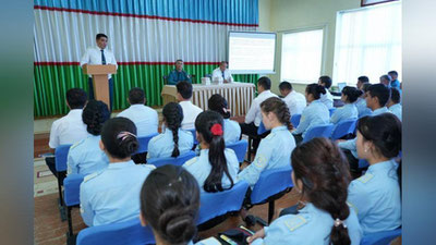 'Yoshlarda vatanparvarlik, sadoqatlilik va halollik kabi fazilatlarni mustahkamlash yo`lida'ning rasmi