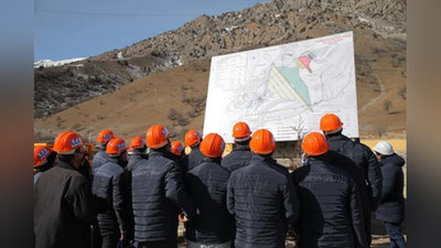 '“Bunyodkor gidroenergetiklar” yoshlar mehnat harakati Pskem GES qurilishi faoliyati bilan yaqindan tanishdi(foto)'ning rasmi