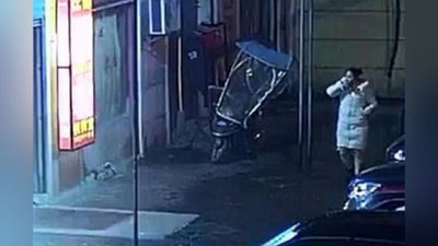 'Xitoylik ayol eridan qutulish uchun o`z o`limini sahnalashtirdi 'ning rasmi