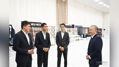 Изрображение 'Президент побывал в Молодежной промышленной зоне в Термезе'