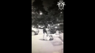 Изрображение 'МОСКВИЧ НАПАЛ С ШИЛОМ НА 70-ЛЕТНЮЮ ПЕНСИОНЕРКУ (ВИДЕО)'