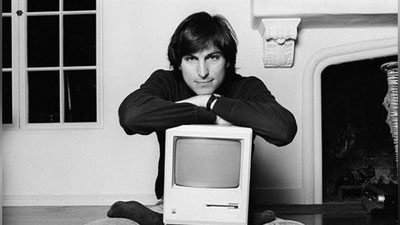 'Имловий хатоларга тўла Стив Жобснинг резюмеси кимошди савдосига қўйилди'ning rasmi